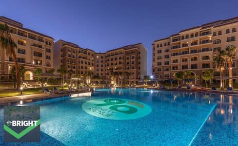 شقة للبيع متشطبة في أميز موقع بجوار الجامعة الامريكية كمبوند 90 أفينيو