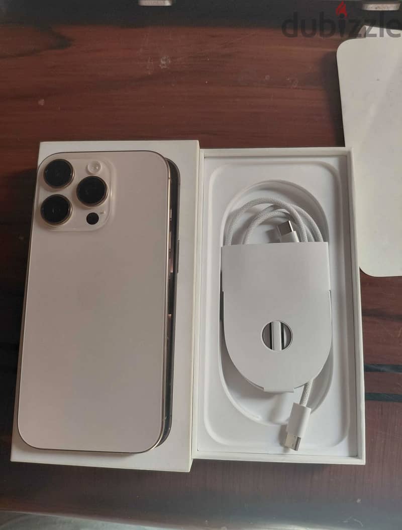 Apple - iPhone 16 Pro 8