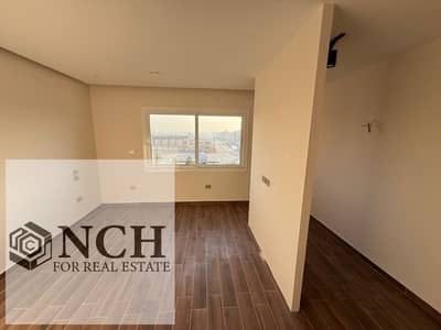 للإيجار | شقة أول استخدام في Hyde Park – القاهرة الجديدة  استمتع بأسلوب حياة راقٍ داخل Hyde Park New Cairo، أحد أرقى وأشهر الكمبوندات السكنية في القاه