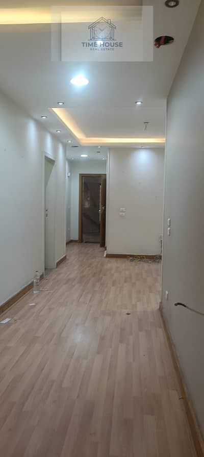 Office for rent, Nabil Al-Waqad branches, Golf Land, ground floor with private entrance - administrative license Office for rent, Nabil Al-Waqad branches, Golf Land, ground floor with private entrance - administrative license