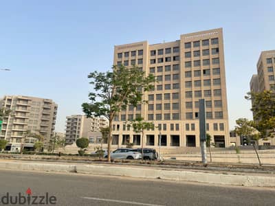 Corner Office For Rent in Arkan Palm - Space 200sqm Fully Finished with AC. S