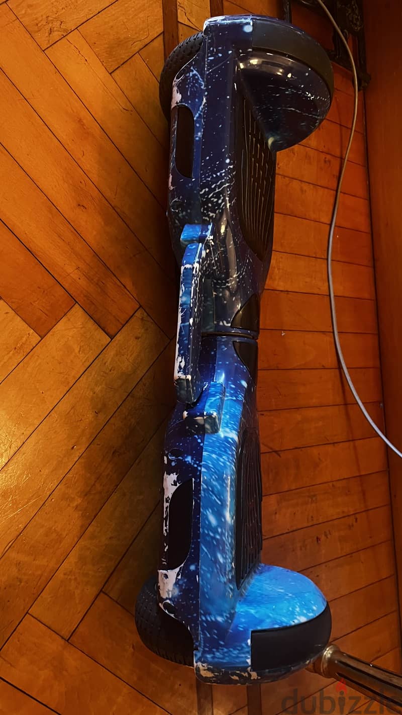 Hoverboard – Self-Balancing Electric Scooter 2