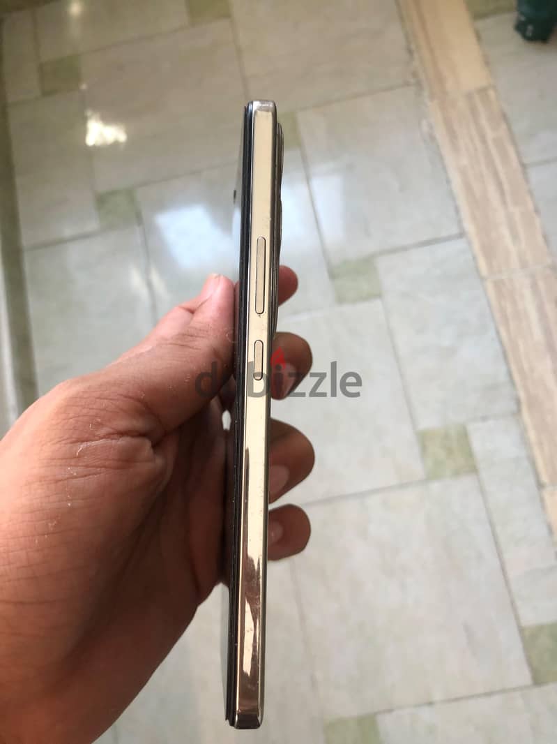 Vivo V40 lite 256gb 5
