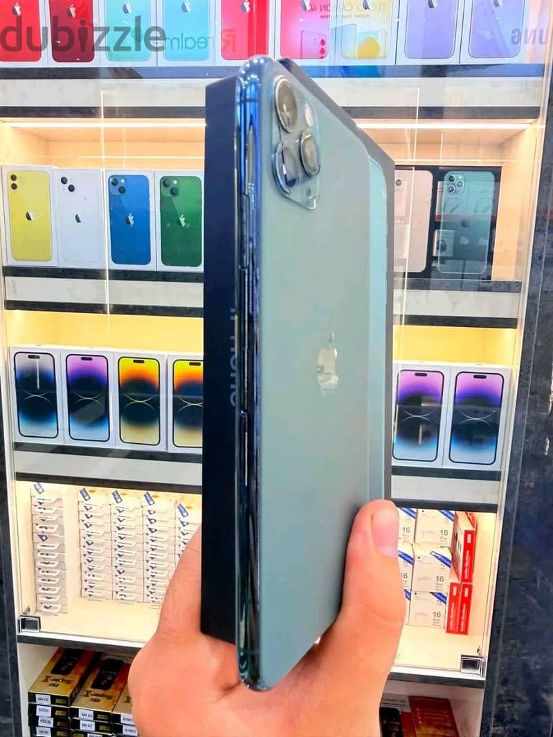 Apple - iPhone 11 Pro Max 1