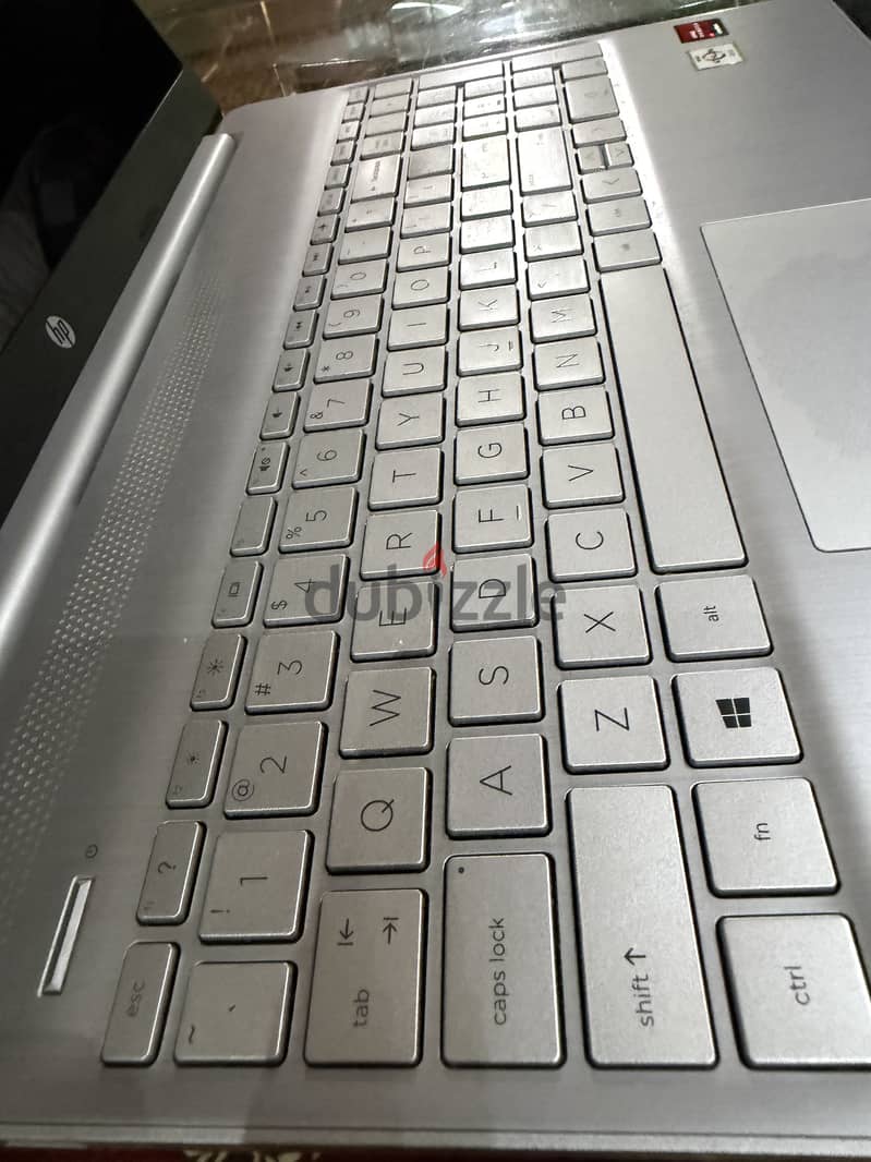HP Laptop 15-fd0400nr 3