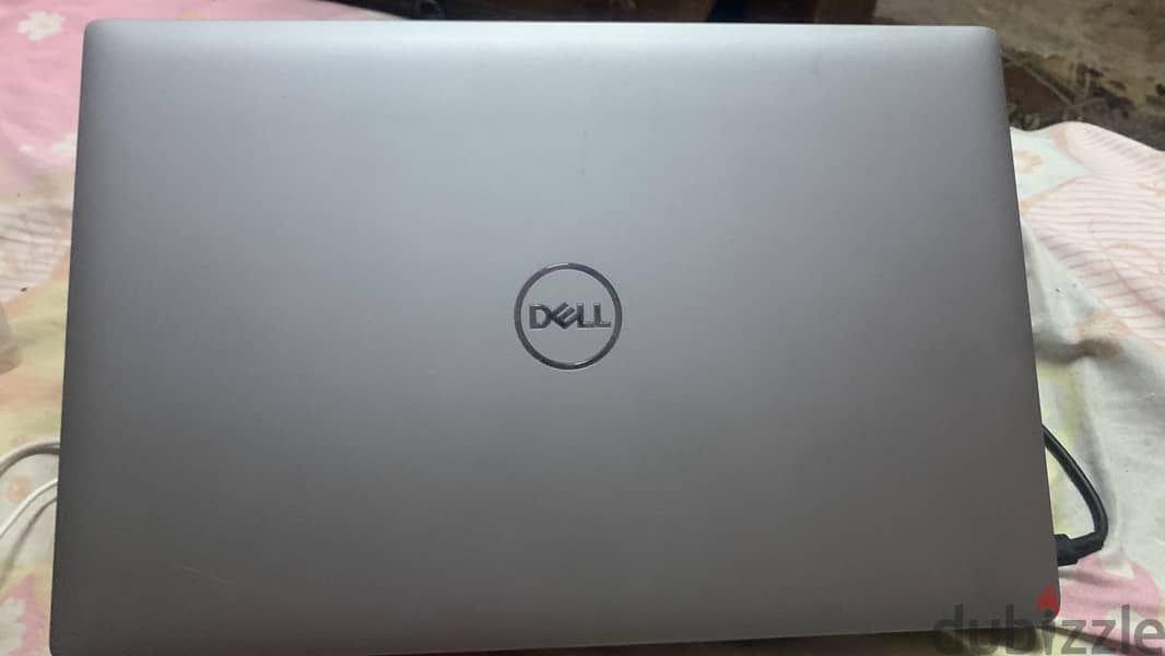 Dell Precision 3561 1