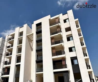 شقة متشطبة بفيو واسع على الجولف فى سيتى جيت بجانب ميفيدا وهايد بارك City Gate Diar