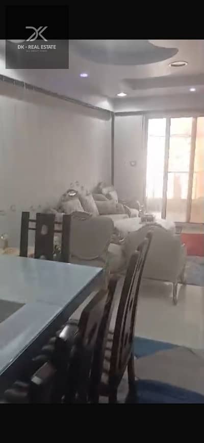 شقه للبيع في جمال عبدالناصر رئيسي - امام شهد الملكة \ كود الوحده : AA01025