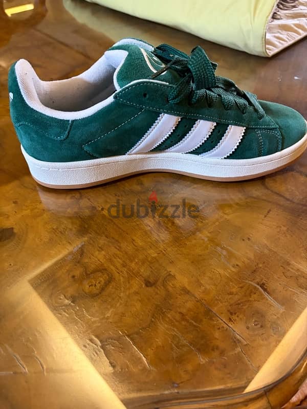 Green Adidas Campus 5