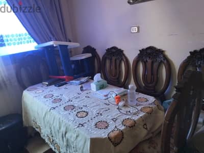 سفرة ب ٦ كراسي  ونيش
