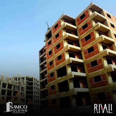 شقة لقطة استلام فوري بالقرب من الجامعة الامريكية وميدان هايدبارك بافضل سعر متر في كومباوند متكامل الخدمات