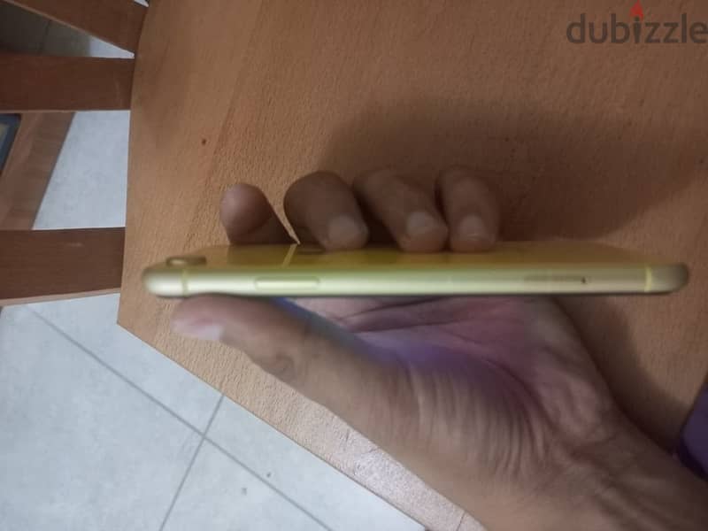iPhone xr 128 3