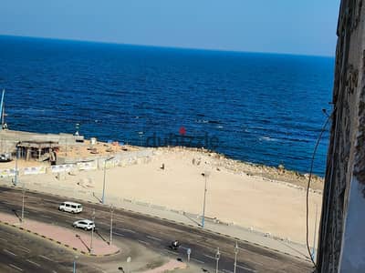 شقة للايجار مفروش بميامي فيو للبحر والكورنيش 2نوم كبار ورسبشين وترااااس و3بالكونات