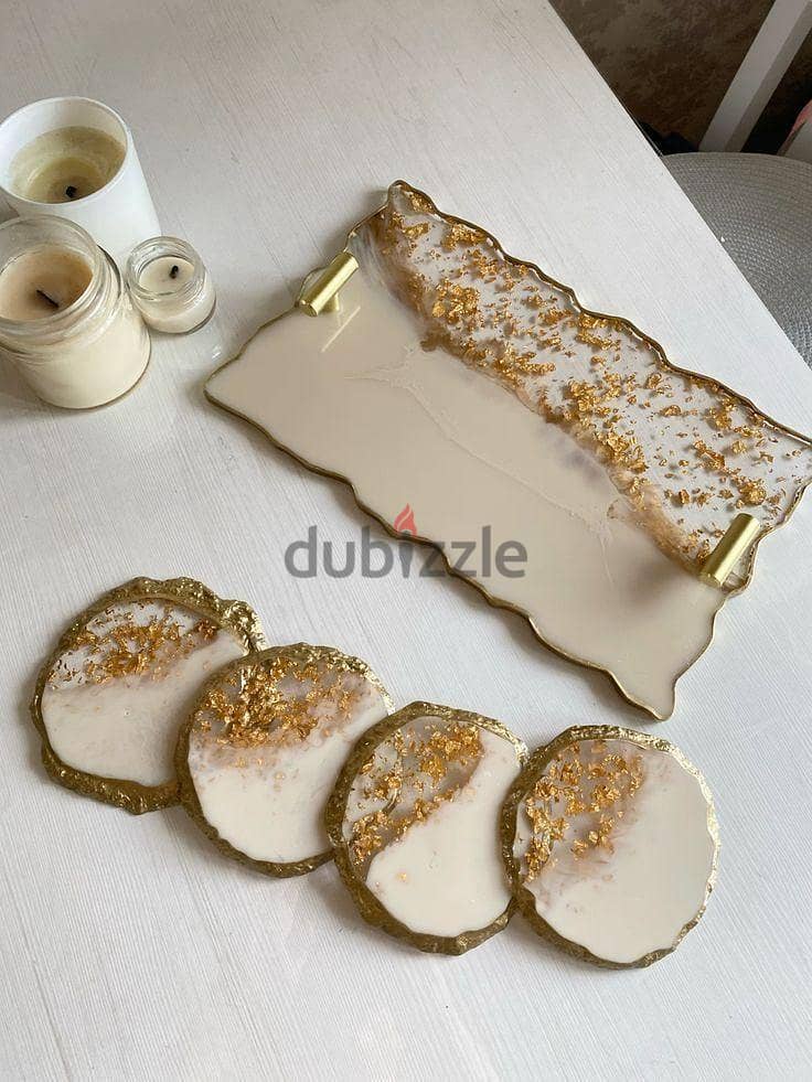 Handmade Epoxy Resin Serving Tray with 4 Coasters 2