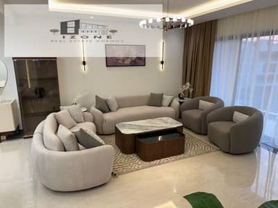 شقة ايجار مفروشة بالكامل ليك فيو ريزيدنس Lake View Residence القاهرة الجديدة تشطيب هاي إند جميع الأجهزة والتكييفات 142 متر 2 غرفة نوم 2 حمام