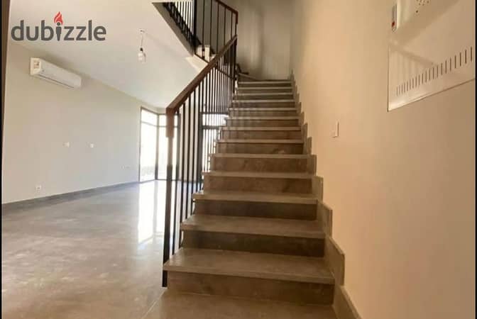 View and receive immediately — a fully finished townhouse villa in O West.