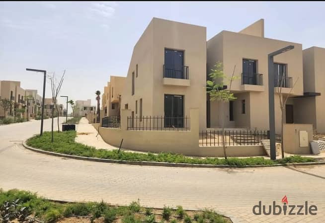 View and receive immediately — a fully finished townhouse villa in O West.