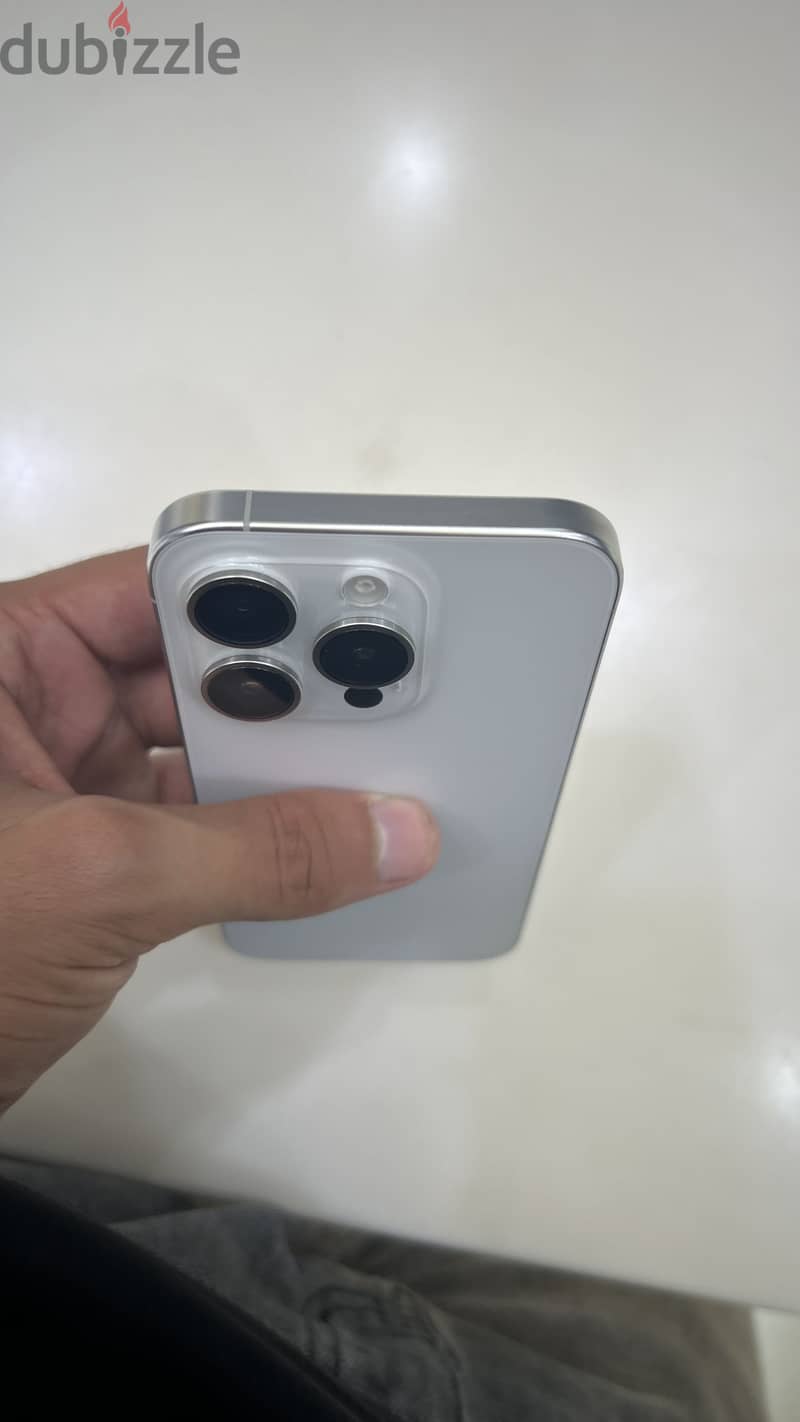Apple - iPhone 15 Pro 2