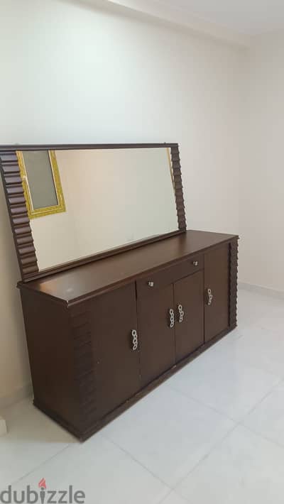 تربيزة سفرة 6 كراسي وبوفيه