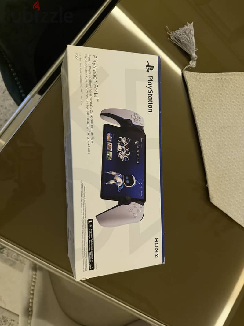 Ps portal like new with box 1