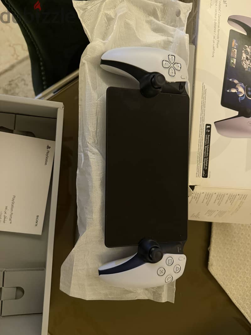 Ps portal like new with box 2
