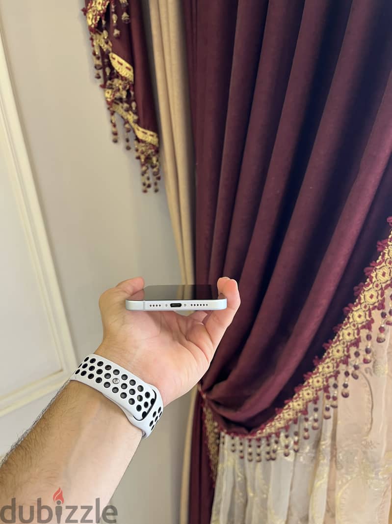 Apple - iPhone 15 plus 4