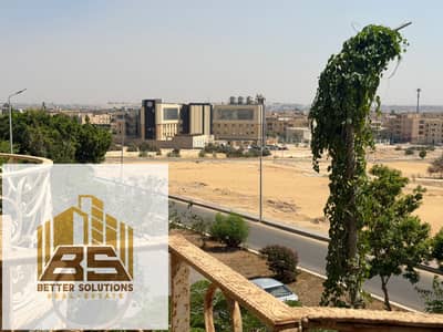  شقة مميزة للبيع – الحي الخامس فيلات – مدينة العبور  