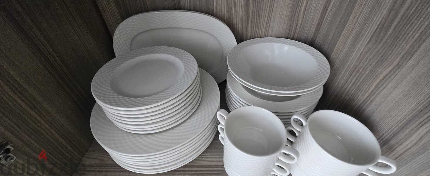 Dinner plates set + tea set 2