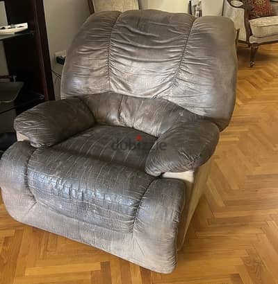 Lazy boy chair