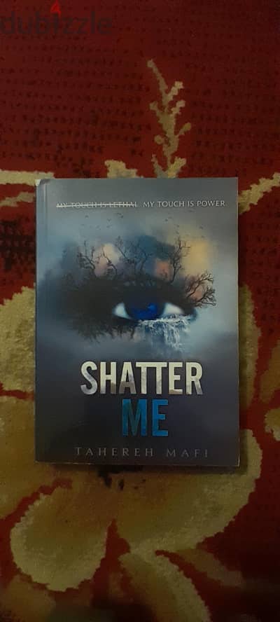 رواية shatter me مستعمل بحالة جيده