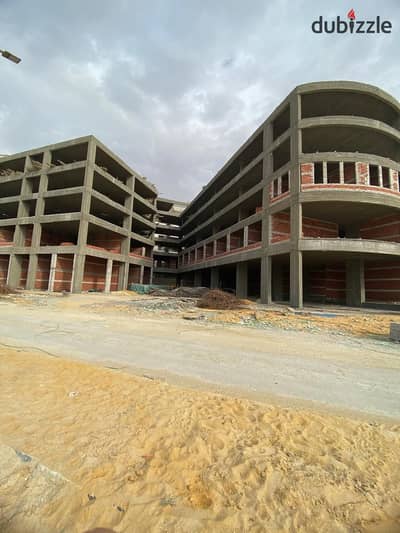 Commercial store for sale in a prime location in Zahraa next to Wadi Degla Club for an advance of only 195,000 and installment plans of up to 5 years
