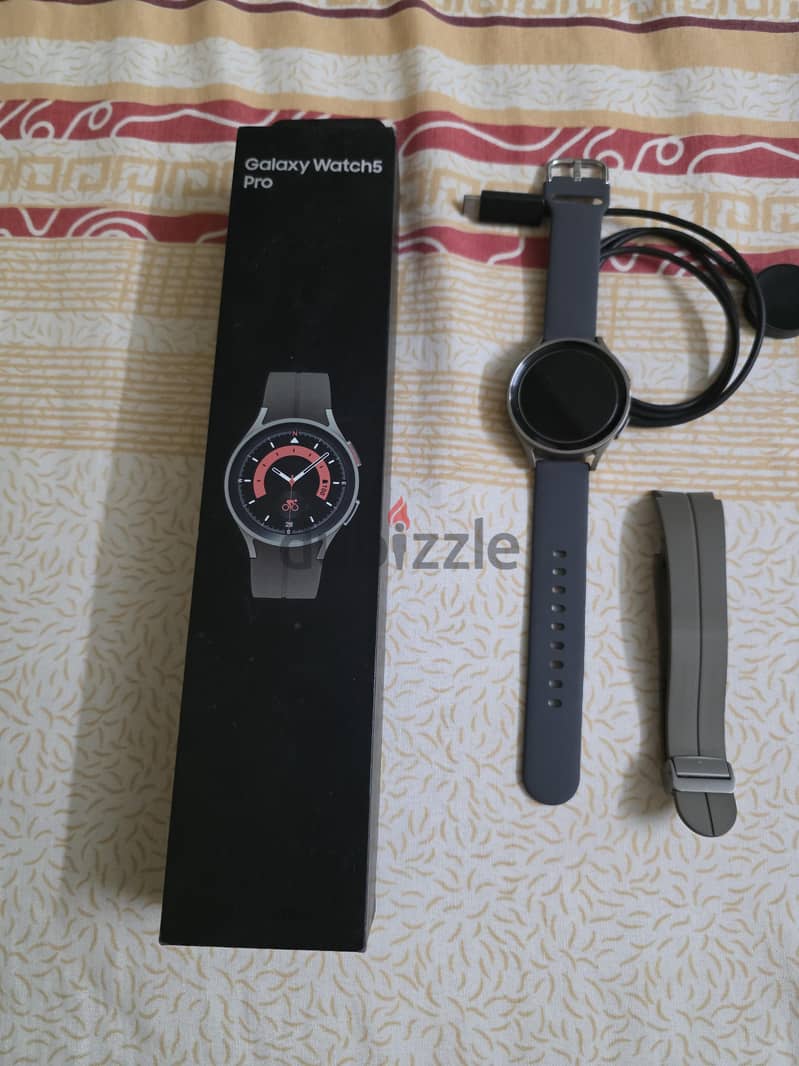 Samsung watch 5 pro like new 1
