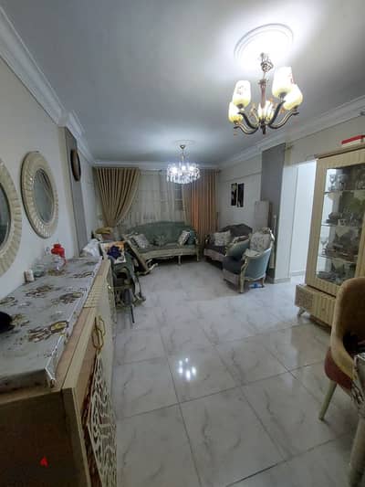 شقة للبيع لوووؤطة فى اكتوبر بسعر خياااالى  فى اهم منطقة حيوية فى اكتوبر - APARTMENT FOR SALE - PRIME LOCATION - OCTOBER