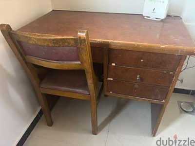 مكتب و كرسي