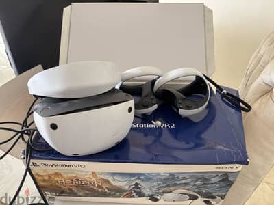 VR2 Playstation 5 with box