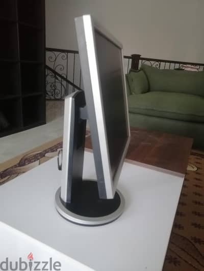 شاشة سامسونج lcd