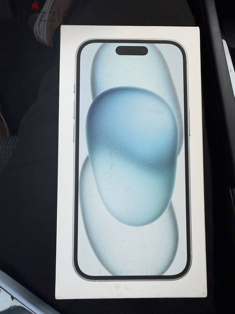 Apple - iPhone 15 4
