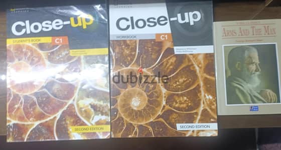كتب (close_up   (c1 and c2