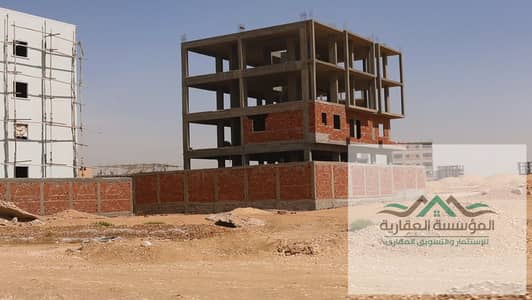 Land for sale in the neighborhoods of New October, near all services and the Badiya Compound at Palm Hills
