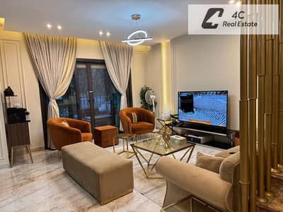 فيلا استلام فوري متشطبه بالكامل بموقع مميز ريسيل اقل سعر في الماركت 5غرف في ديستريكت 5،District 5القاهرة الجديدة بالقرب من الجولدن سكوير وشارع التسعين