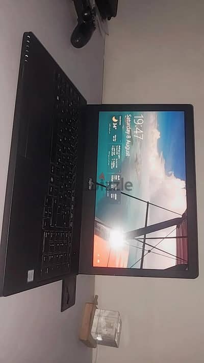 لابتوب فجيتسو Lifebook A557