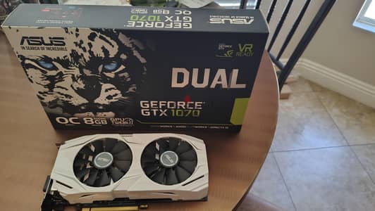 Asus GeForce GTX 1070 8 GB Asus GeForce GTX 1070 8 GB