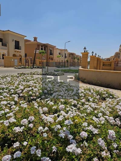 Quattro Townhouse available for immediate handover at a bargain price in the City Gate compound, New Cairo—a project by Diar Qatari. Quattro Townhouse available for immediate handover at a bargain price in the City Gate compound, New Cairo—a project by Diar Qatari.