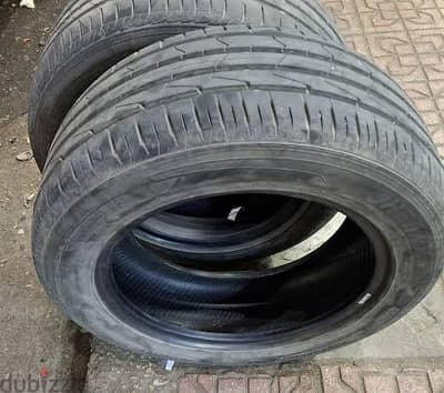 ٢ كاوتش هانكوك مستعمل بحالة جيدة مقاس 205/55/١٦