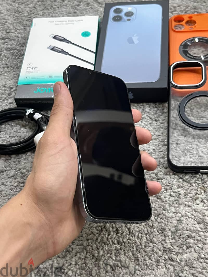 Apple - iPhone 11 Pro Max 2
