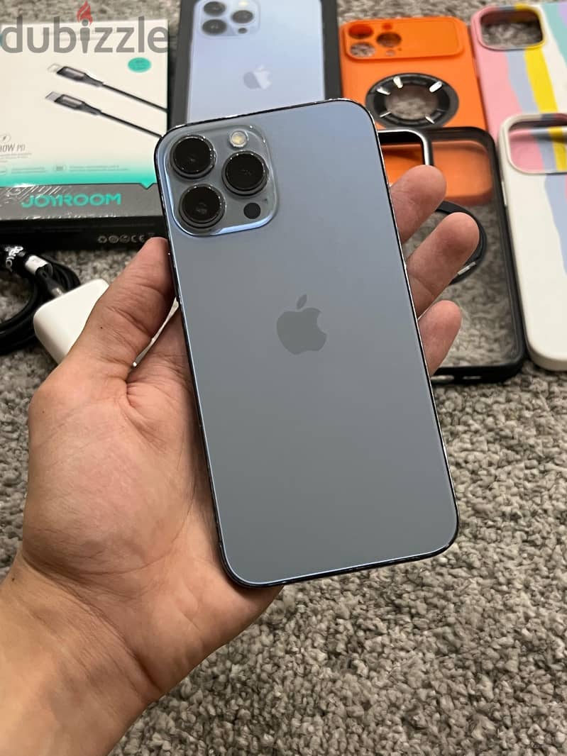 Apple - iPhone 11 Pro Max 3