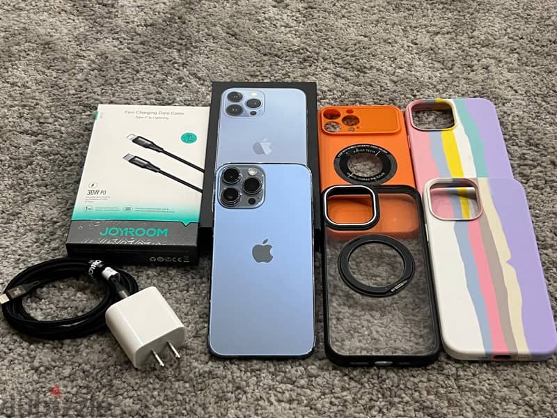 Apple - iPhone 11 Pro Max 8