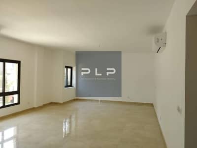Ready To Move Fully Finished With AC’s Resale Apartment in Fifth Square Al Marasem New Cairo