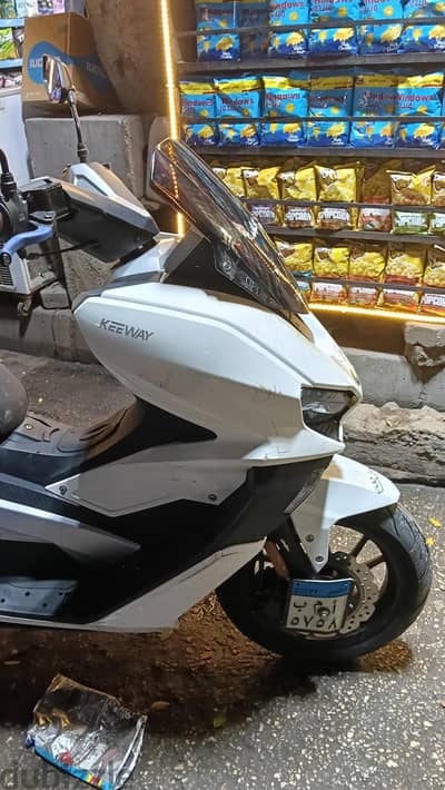كيواي فيستا للبيع