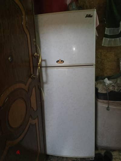 تلاجه كريازي ٢٠ قدم متصلحة مرة واحدة